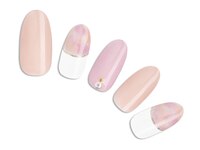 ジェルネイル専門店PLUS NAIL(プラスネイル) 池袋西口店【パラジェル取扱い店】