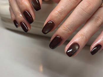 アン バイ アオ 渋谷道玄坂(UN by ao.)の写真/【ワンカラー専門店】10時~21時まで営業/フォルム、つや感◎高技術でモチの良さも。