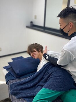 整体カワハラ(KAWAHARA)の写真/独自の《骨膜整体》!肩こり/腰痛などの不調改善だけでなく、施術後 姿勢の変化に驚きの声多数◎代謝UPにも