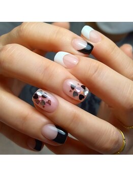 【フレンチネイル】