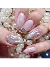 レジーナ(Regina)/ミラーネイル