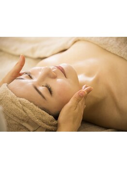 ホウレイ線・たるみ改善！予防ケア