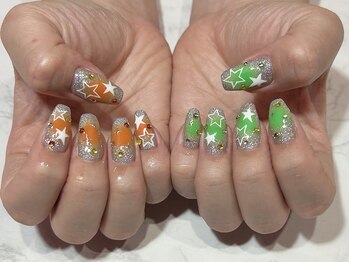 Y2K カラフルチークネイル