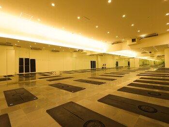 ナグヨガスタジオ 則武新町店(NAG YOGA STUDIO)/溶岩石ホットヨガって?
