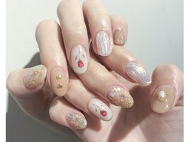 手描きフラワーネイル 太田