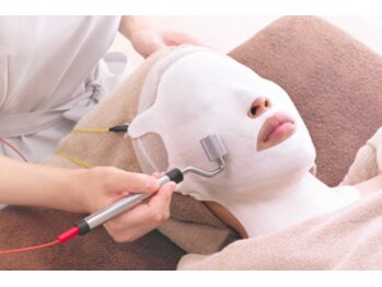 エステサロン エレガンス/医者も認める肌質改善エンビロン