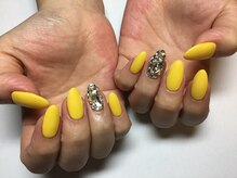 ラウト デコレーションアンドネイルサロン(Lauto Decoration&Nail Salon)/イエローマットネイル