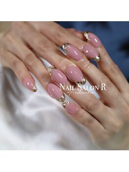 ネイルサロン R/スタイリングコース