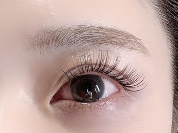 ベルフルール 西18丁目店の写真/【まつげパーマとまつエクの良いとこ取りの最強技術！】&Healthy（アンドヘルシ―）導入店☆モチも◎
