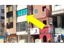 シンメトリー 池袋店/店舗ビル外観/エチカC1a出口すぐ