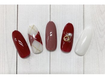 ティーエヌ イトーヨーカドー能見台店/季節の定額6600円コース