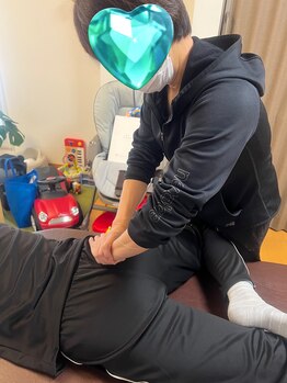 メル(MeRu)/授業風景(実技整体)