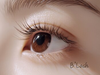 ビーラッシュ 町田本店(B'Lash)の写真/【LED専門店×LEDフラット】当店人気NO.1★オフ込み140本迄7,500円★秒速硬化でKEEP力抜群！