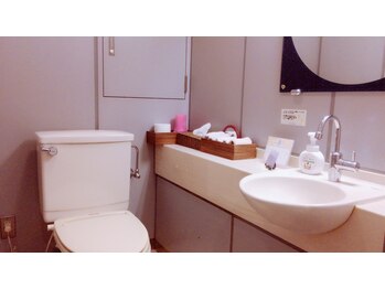 あしカラダ 渋谷店/化粧室