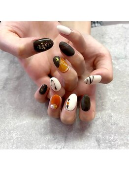 モレリア(morelia)/バレンタインネイル