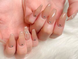 シアーベージュネイル/リボン