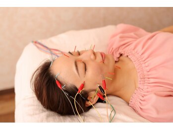 メイロン(meilong)/エイジングケアにも美容鍼灸