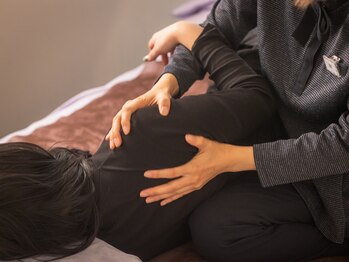 ねむるーむ 小山店の写真/《整体には姿勢改善効果あり》コリに悩まない身体×睡眠の質向上で身体本来の「回復力」を高めよう♪