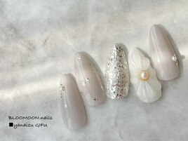 【ジェル】ぷっくりフラワー