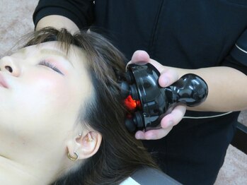 リンク 広島中区(Link)の写真/【国家資格保持のベテラン施術者在籍】ヘッドスパ×美容鍼×お灸で眼精疲労を解消します◎