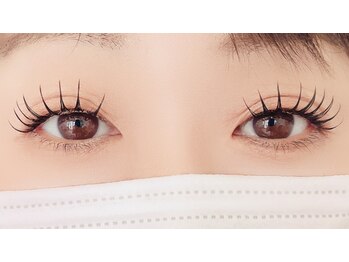 クリア アイラッシーズ アンド ネイルサロン シャイン(CLEAR & SHINE)/フラットラッシュ100本＆healthy