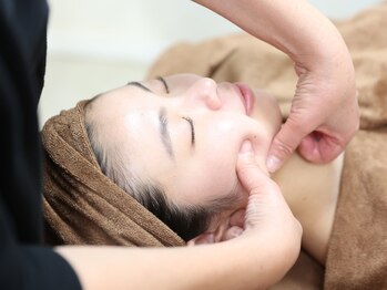 マハナ(mahana)/リンパ・筋肉・ツボ