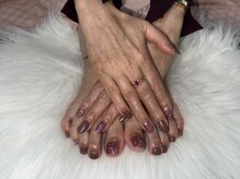 リンダ(Linda)/レッドブラウンにフラッシュ添え