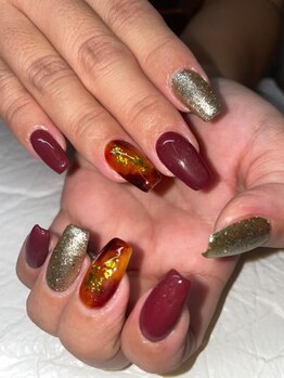 ネイルズフォーユー(Nails 4 U)/