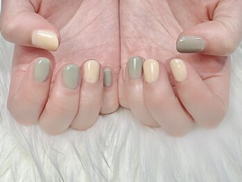 ヒールネイル(heal nail)/yellow×green~