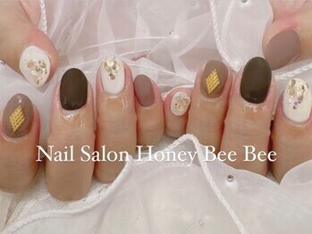 ハニービービー(Honey Bee Bee)の写真/【カラー・デザイン豊富♪】フレンチ/べっ甲/ニュアンス/マット等秋らしいデザインもお任せください♪