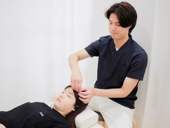 ポプラル鍼灸整体院の写真/【身体も顔も一緒にケア可能◎】鍼で身体の不調改善&美容鍼でリフトアップや美肌作り,美腸やむくみケアも♪