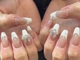 白フレンチ×リボンパーツ