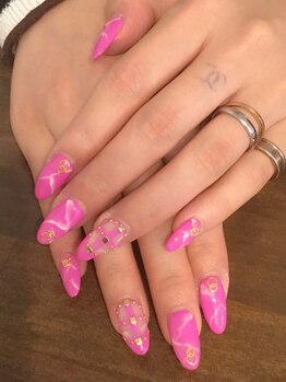 レビー(Revie)/アート