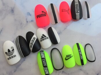 ネイルミー(nail me!)/各種ブランドロゴネイル承ります