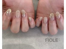 フィオル(FIOLE)/大人ニュアンスネイル