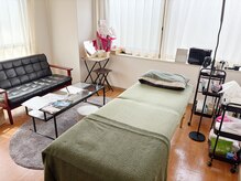 エミー(emy)の雰囲気(江坂/眉毛/アイブロウ/眉/眉毛パーマ/眉毛ワックス/眉毛専門店)