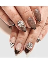 エムハウオリ(M Hauoli)/秋ネイル