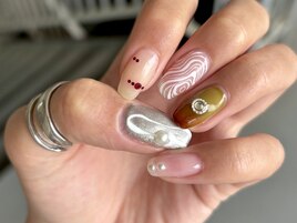 一癖ちぐはぐネイル