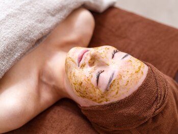 リララ 江坂店(Lelala)/ハーブピーリングでお手入れ