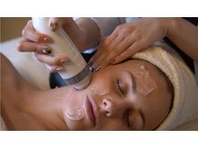 人気のアイス高周波★エイジングケアお任せください♪