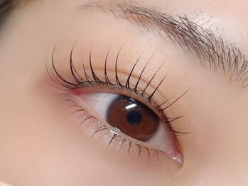 アイニーク(I'neek eyelash&eyebrow salon)の写真/【可愛さ引き立つ似合わせデザインをご提案♪】まつ毛エクステ/まつ毛パーマ/眉毛のお悩み解決サロン＊