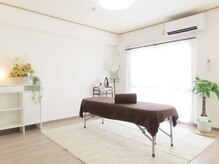 ココサロン(KOCCO SALON)の雰囲気(開放的な空間にてお顔・頭皮の毛穴をトルネード洗浄☆)