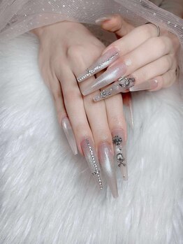 クイーンネイル(Queen Nail)/