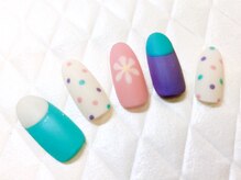 グラマーネイル(Glamor nail)/ドットネイル×パステルカラー