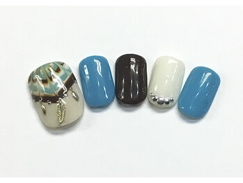ネイルアンドまつげ リュフェール 五反田(Nail Lufaire)/ピーコックブルーフットネイル