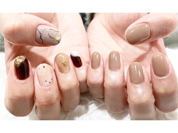 ネイル シスター(nail sister)/アシンメトリーネイル