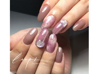 リープス ネイルアンドアイラッシュ(leaps)/