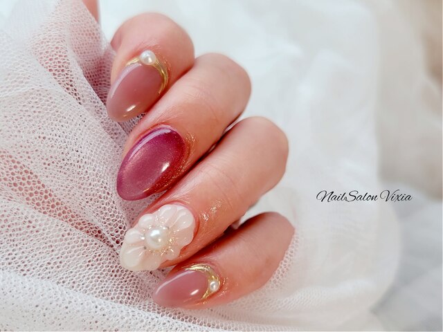 Nailsalon vixia　新宿西口店　 【ヴィクシア】　