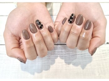 カシュカシュネイル(Cache Cache nail)/simple