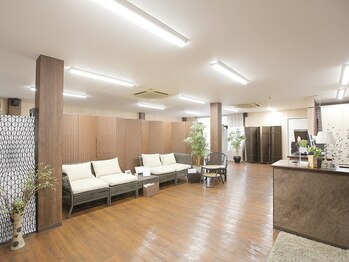ミル ハウス(miru house)の写真/《お子さま同伴可》駅近で忙しいママさんも通いやすい◎メイク時間短縮＆いつでもキレイな目元をキープ♪